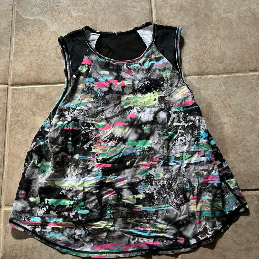 Sculpt cropped tank top